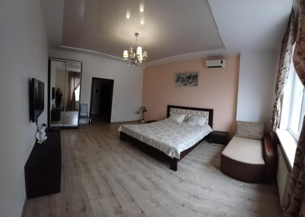 Apartament Na Panteylemonovskaya Одесса Экстерьер фото